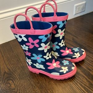 Hatley toddler girls rainboots. Size 11.